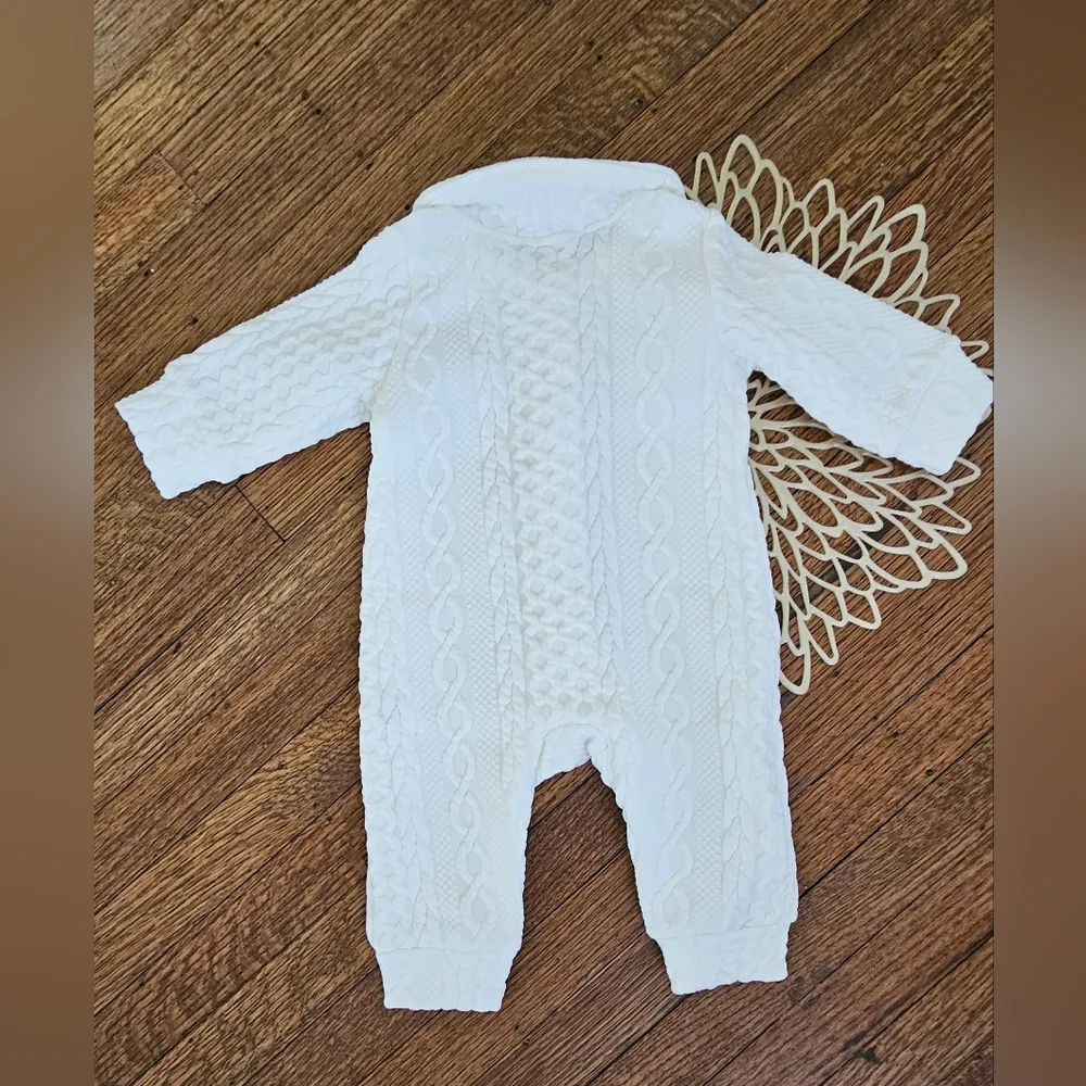 Classic White One Piece Quilted Romper Size 3-6 Months